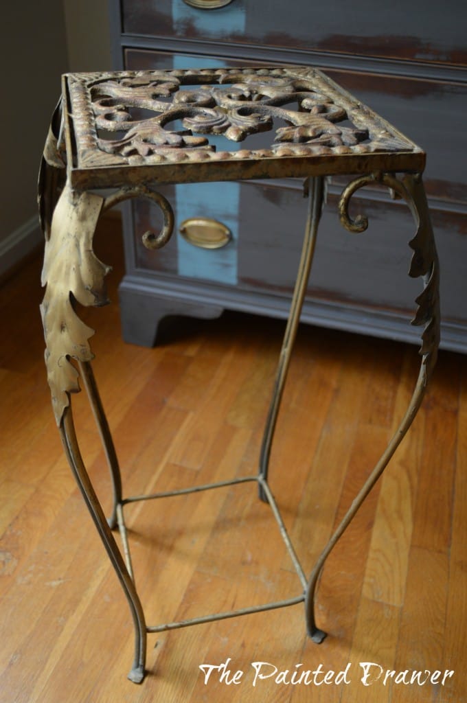 Vintage Stand www.thepainteddrawer.com