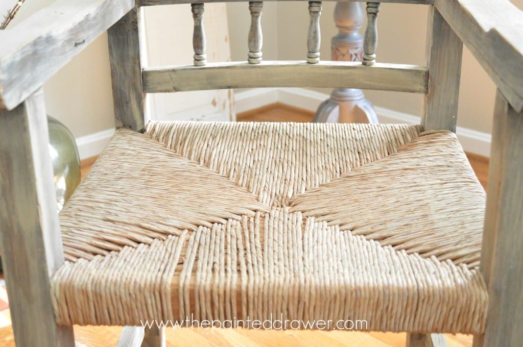 Farmhouse Chair www.thepainteddrawer.com