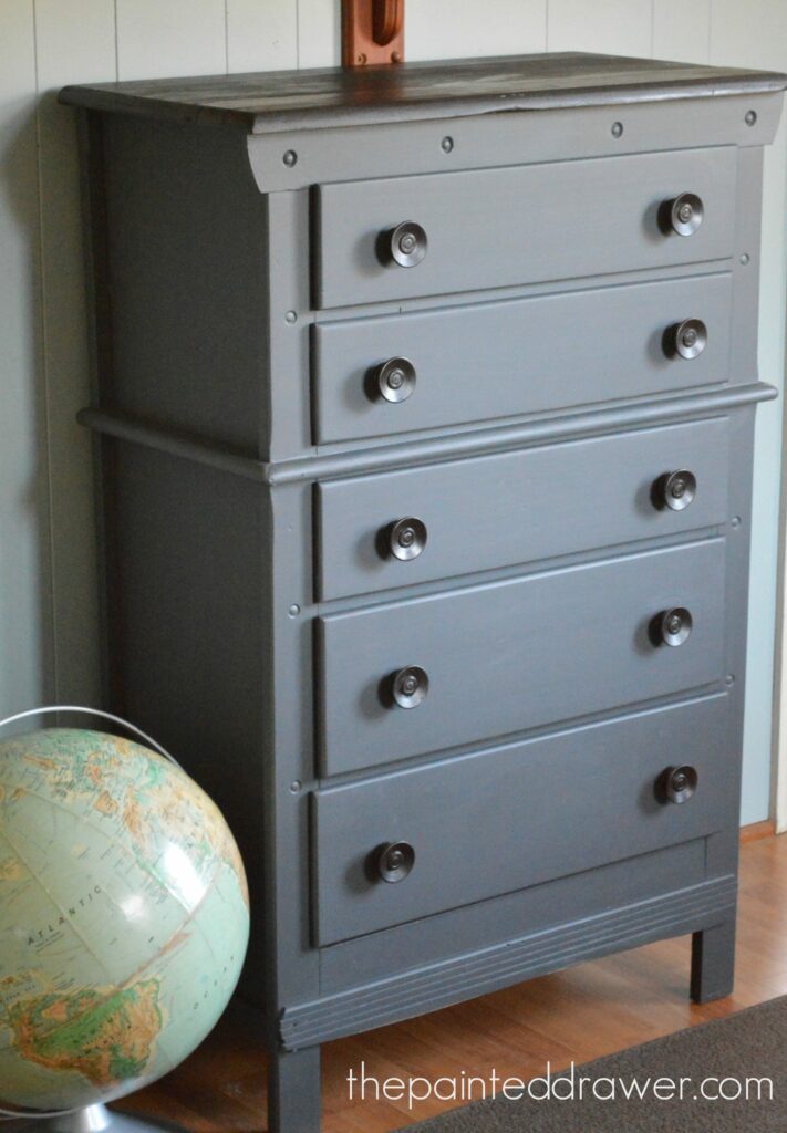 Vintage Dresser www.thepainteddrawer.com