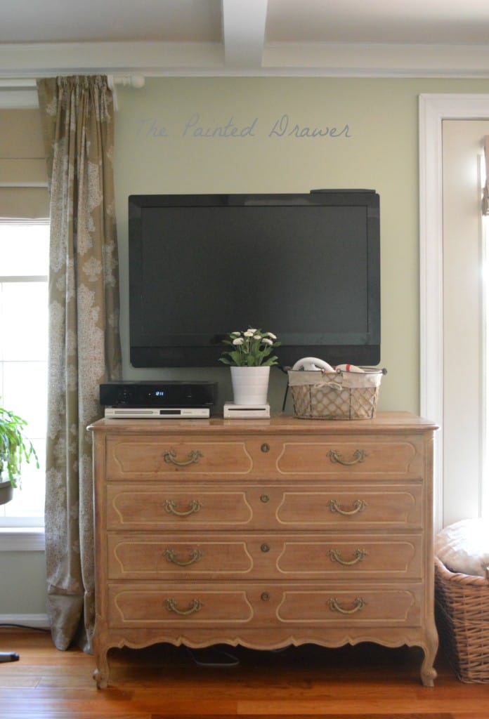 Family Room in BM Guilford Green with Thrift Store Finds, www.thepainteddrawer.com, whitewashed brick, thrift store finds,