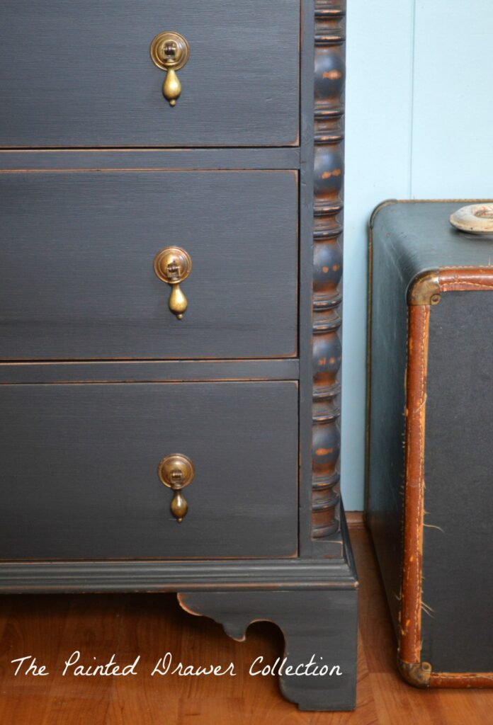 General Finishes Pepper Black Chalk Style Paint, Vintage Dresser, Painted Black, Painted Dresser