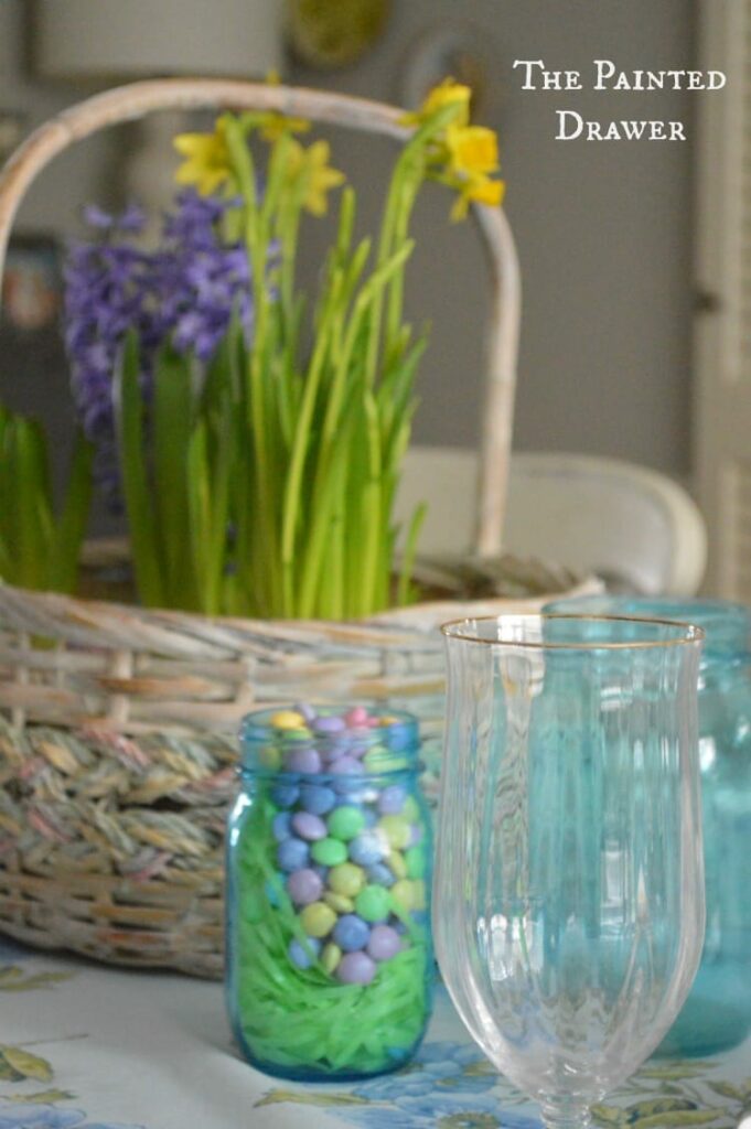 Easter Decor in the Dining Room with a Easter Basket Bulb Garden