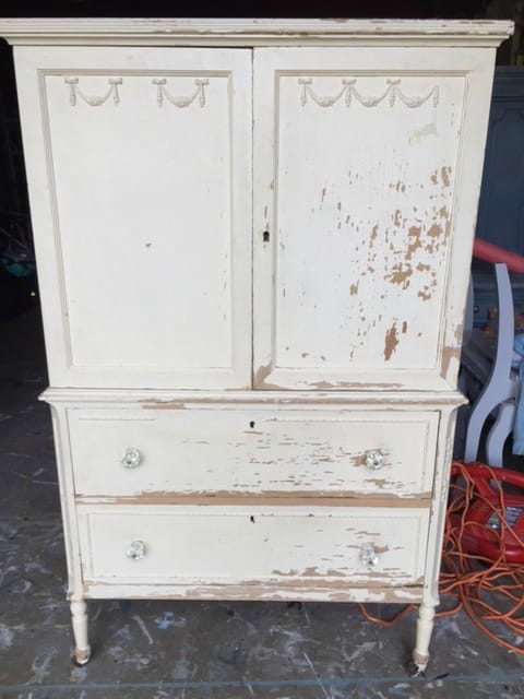 Lily's Armoire