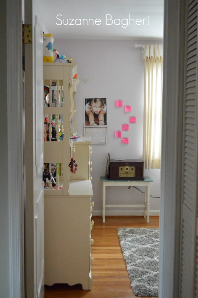 tween room