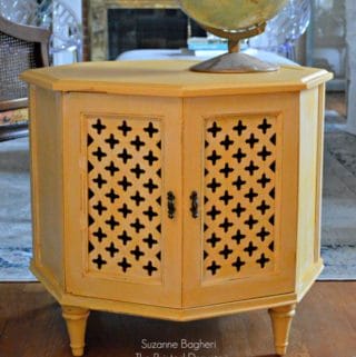 Apricot Moroccan Table