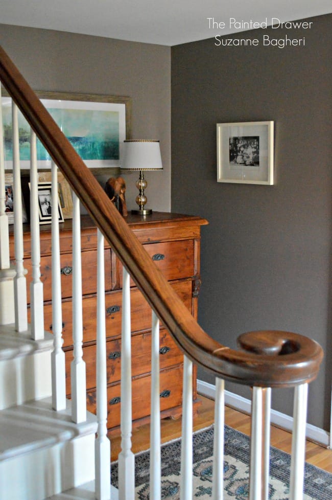 Foyer Poised Taupe