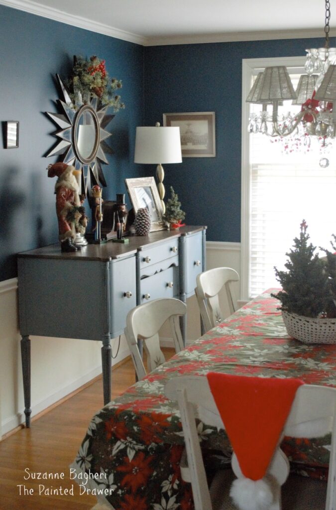 Dining Room Christmas Decor