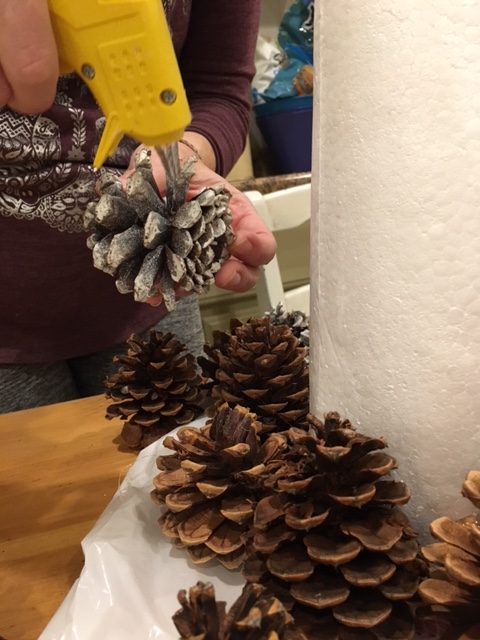 Pine Cone Tree How-To