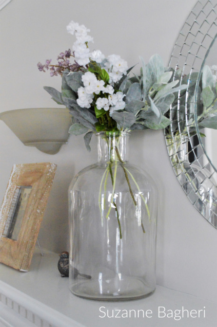 Mantel Glass Vases with Flowers